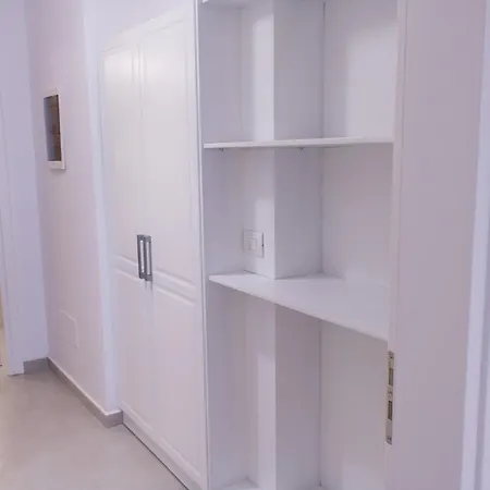 דירה Seaside House With 2 Bathrooms - Ronaldo קסאמיל