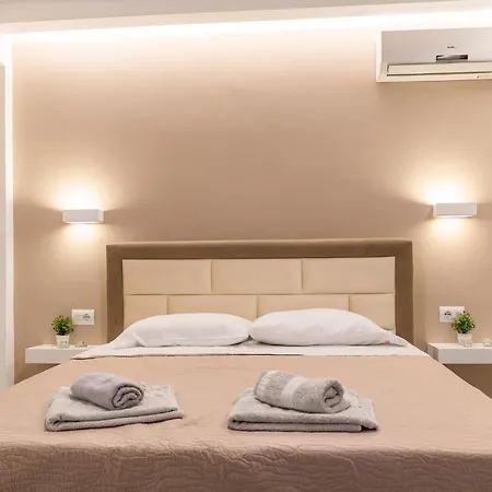 Apartment Luxury Seaside House With 2 Bathrooms *