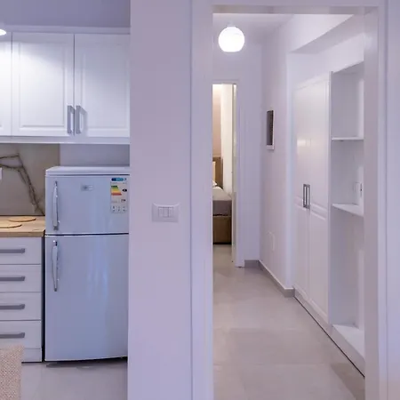 Apartment Luxury Seaside House With 2 Bathrooms *