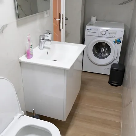 Luxury Seaside House With 2 Bathrooms * Ksamil