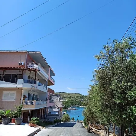 Luxury Seaside House With 2 Bathrooms Ksamil
