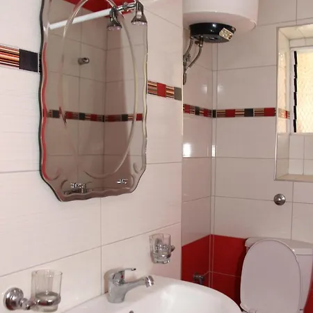 Luxury Seaside House With 2 Bathrooms Ksamil