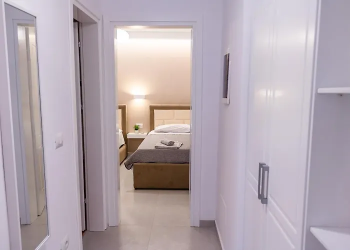 Luxury Seaside House With 2 Bathrooms Apartment *