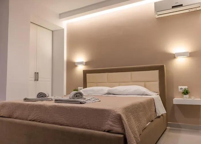 Luxury Seaside House With 2 Bathrooms Ksamil